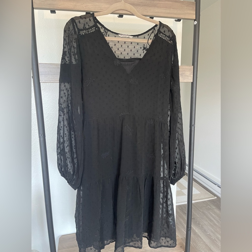 Stradivarius V-neck Black Dress with embroidery